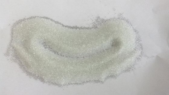 what are glass beads made of